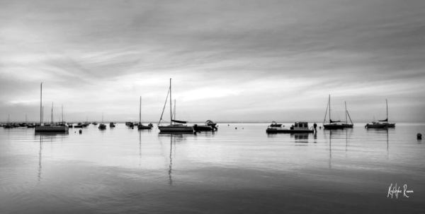 bateau au lever du jour en noir et blanc, krystyne Ramon , photos de paysages mer
